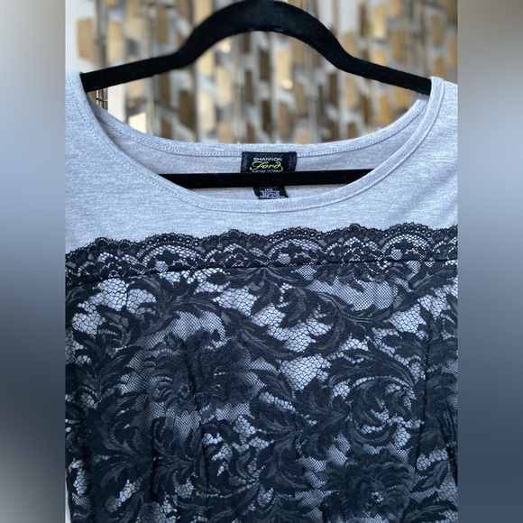 Gray top with black lace on front - Picture 7 of 7